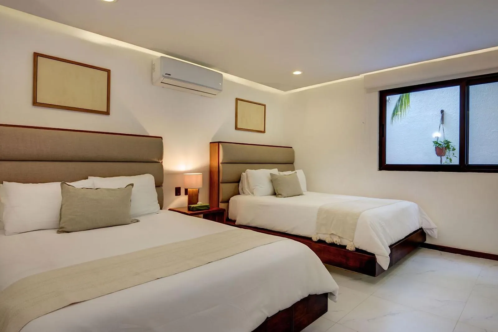 Sixteen Bedrooms Villa In Playa Del Carmen Mexico